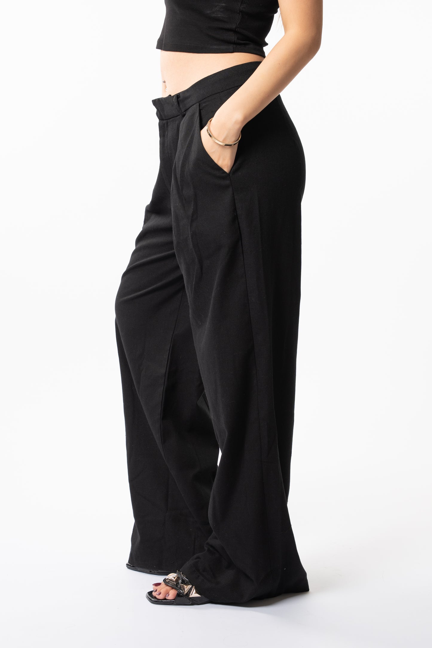 Wide-Leg Pleated Pants
